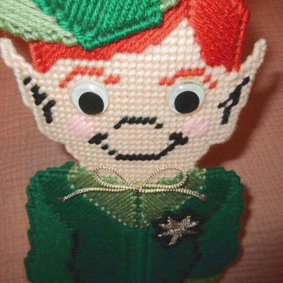 25" VTG Embroidered LEPRECHAUN With GOOGLY EYES Lucky IRISH St Patty's DECOR - Picture 4 of 8